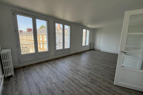 Appartement T6 de 104 m² à louer à NANTES